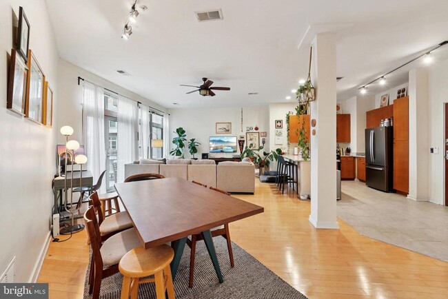 Photo - 1209 N Charles St Unit 312