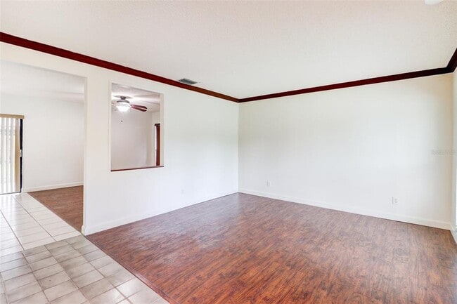 Photo - 16107 Country Crossing Dr