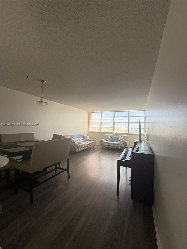 Photo - 1351 NE Miami Gardens Dr Unit 1113E