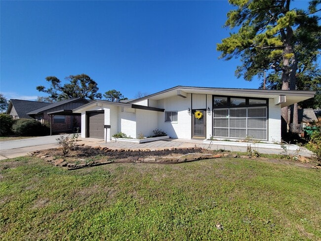 Photo - 2318 Ansbury Dr