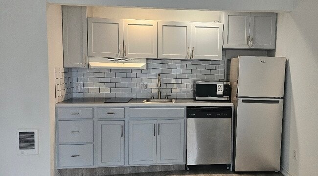 Photo - 930 NW Chelsea Ct Unidad A