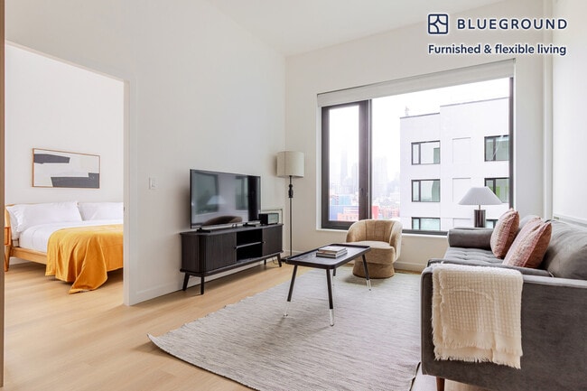 Photo - 655 Union St Unidad FL15-ID1847