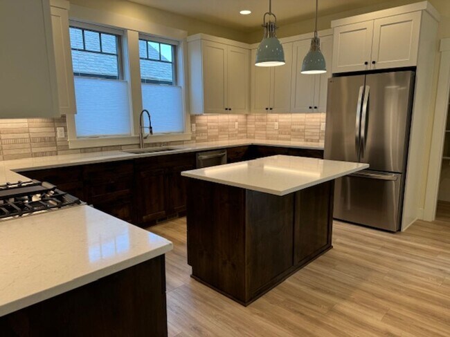 Photo - Brand New Home in NW Crossing with Professional office space!