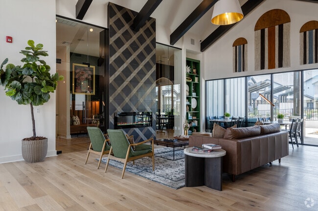 Interior Photo - The Hudson at the Crossroad District Rental