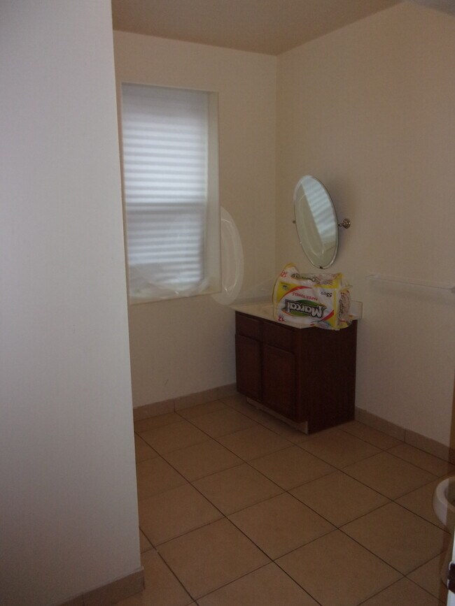 Photo - 1532 N 17th St Unit 2