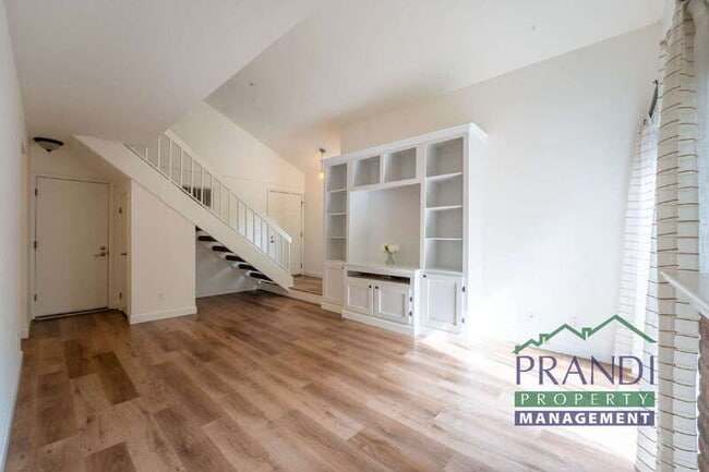 Photo - 25 Cedarwood Ln