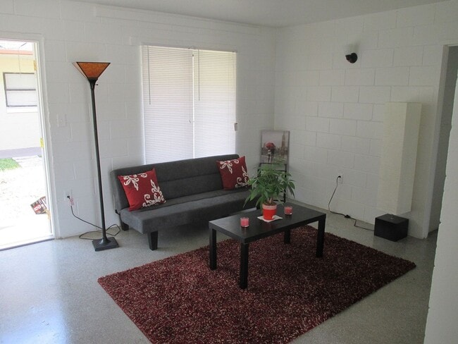 Photo - Rose Garden Apartments