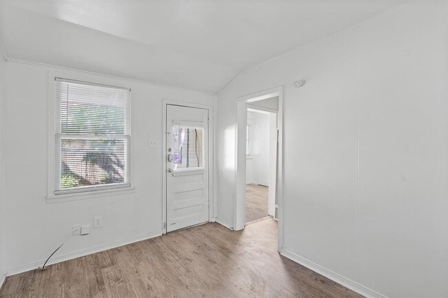 Photo - 3404 Grooms St