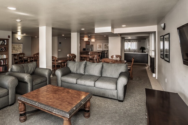 Community Room - Santiago Villas Senior Apartments