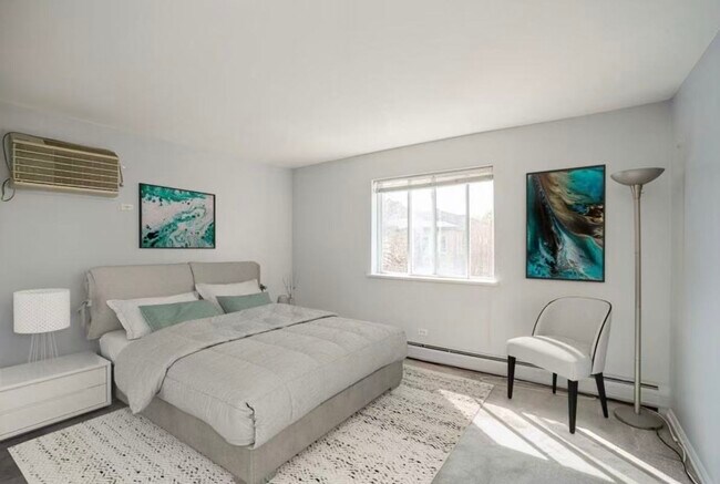 Photo - 930 Ontario St Unit 4F