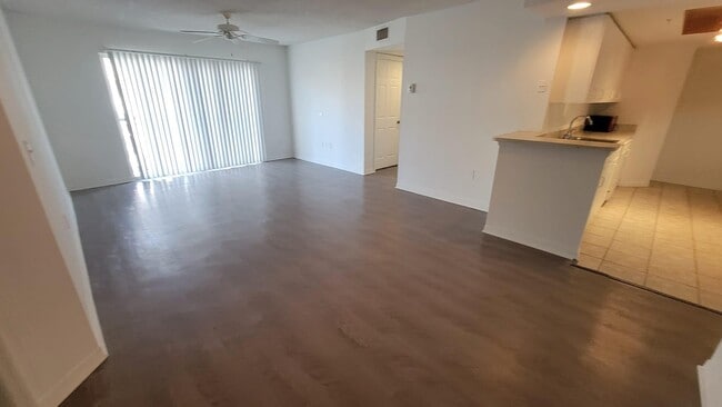 Photo - 4197 N Haverhill Rd Unit 208