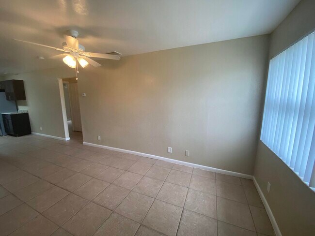 Photo - 820 14th St Unit 2