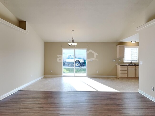 Photo - 171 Century Dr