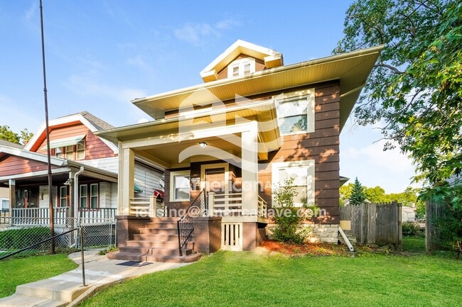 Photo - 5326 N 35th St