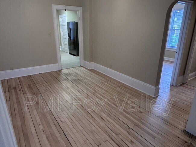 Photo - 513 N Superior St Unidad LOWER