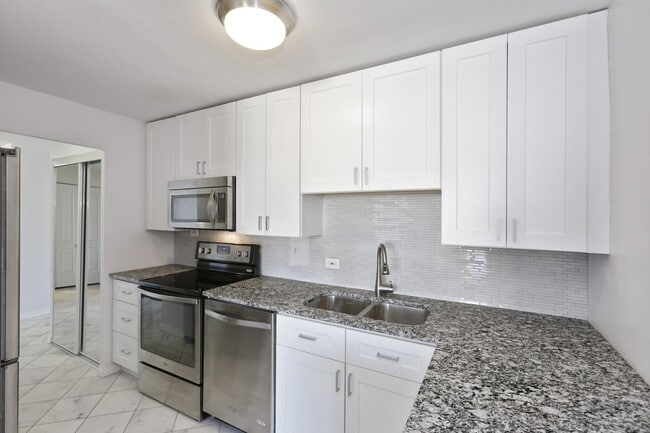 Photo - 5701 N Sheridan Rd Unit 22H