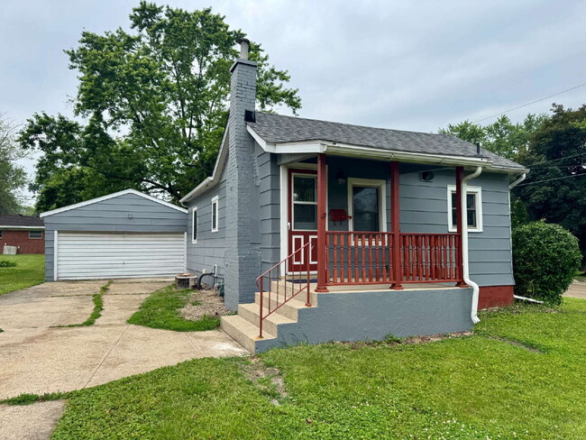 Building Photo - 1027 Bergen Ave