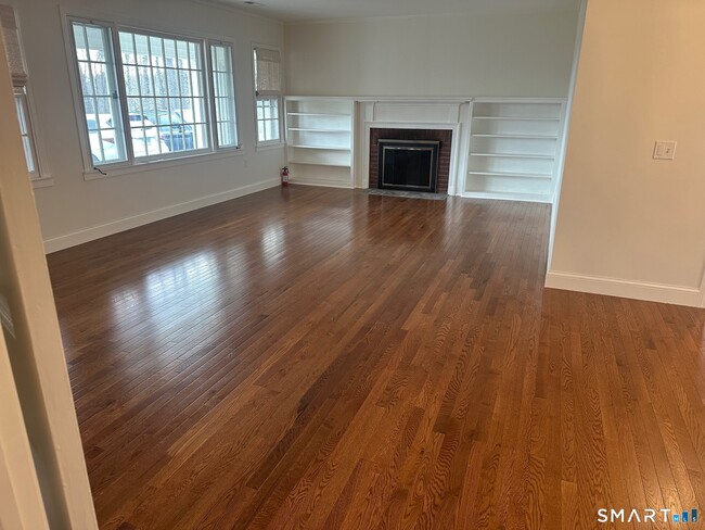 Photo - 25 Sheldon Ln