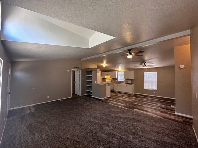 Photo - 3 Bedroom 2 Bathroom Mobile Home