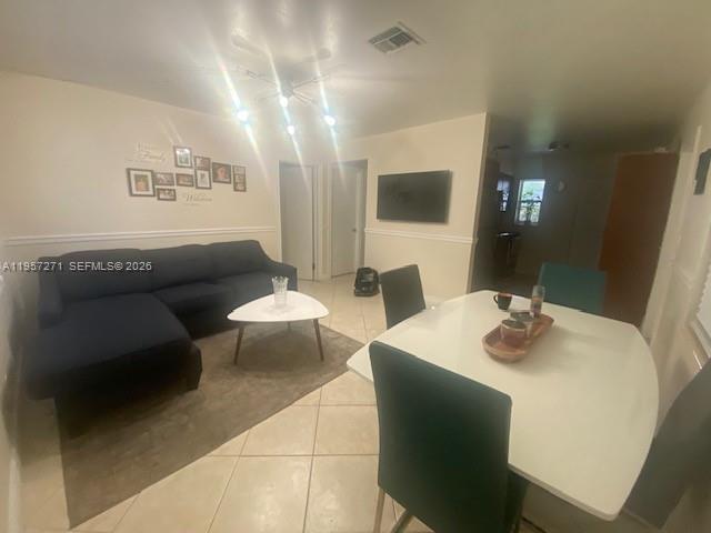 Photo - 5425 NE 1st Ave.