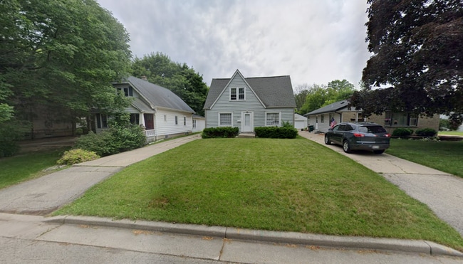 Photo - 5437 N Bethmaur Ln Apartment Unit Upper A