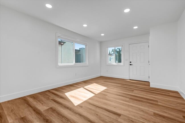 Photo - 18652 Libra Cir