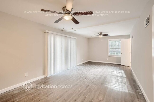 Photo - 2360 Sandgate Rd SW