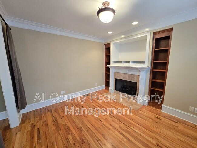 Photo - 216 Shady Ridge Ln