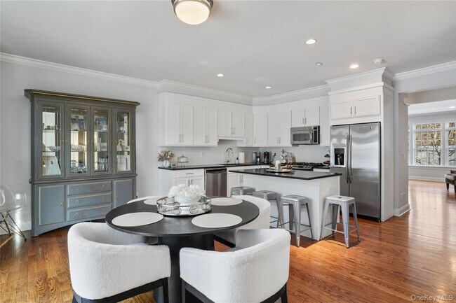 Photo - 11 Station Pl Unidad 9