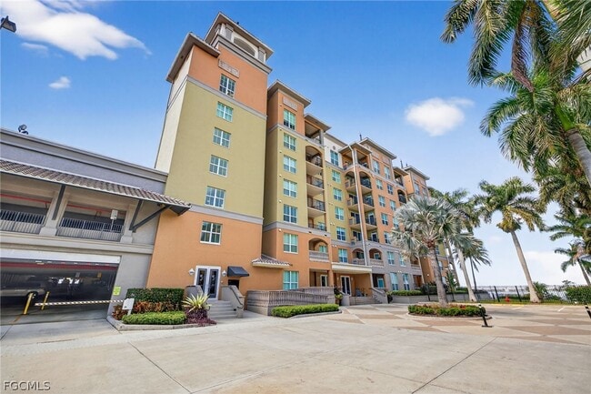 Photo - 2825 Palm Beach Blvd Unidad 215