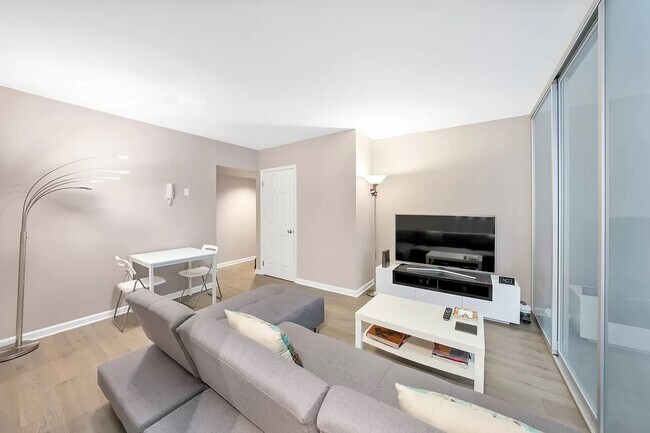 Photo - 407 Park Ave S Unit 2A