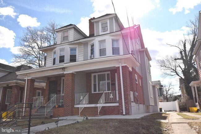 Building Photo - 129 Clearfield Ave Rental