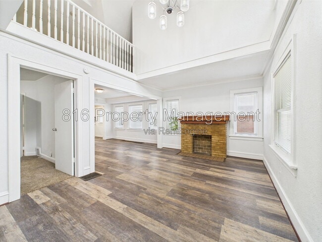 Photo - 5611 Olive St