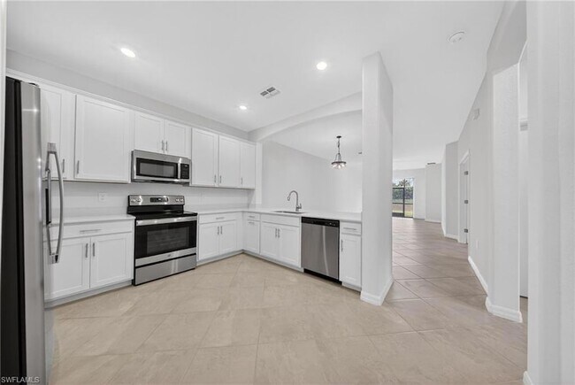 Photo - 2220 Dragonfruit Wy