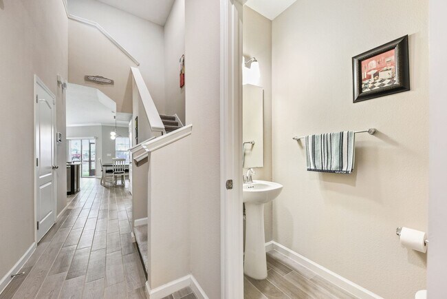 Photo - Wonderful Redhawk Village Townhome For Rent