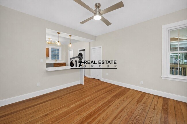 Building Photo - 42 Etna St
