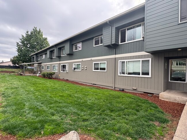 Crown Ridge Apartments