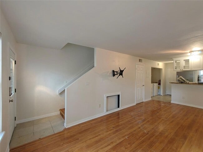 Photo - 620 SW 10th Ln Unit 4