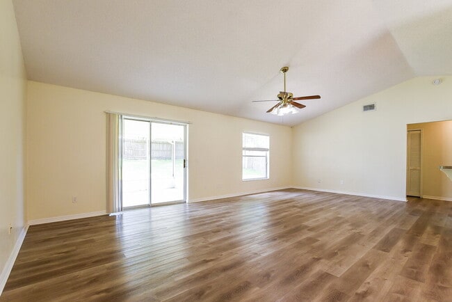 Photo - 2556 Coachbridge Ct