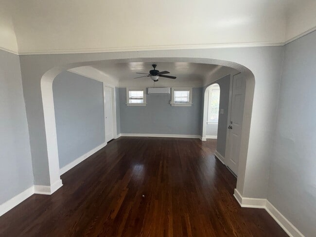 Photo - 4006-4008 DELTA STREET Unidad 4006