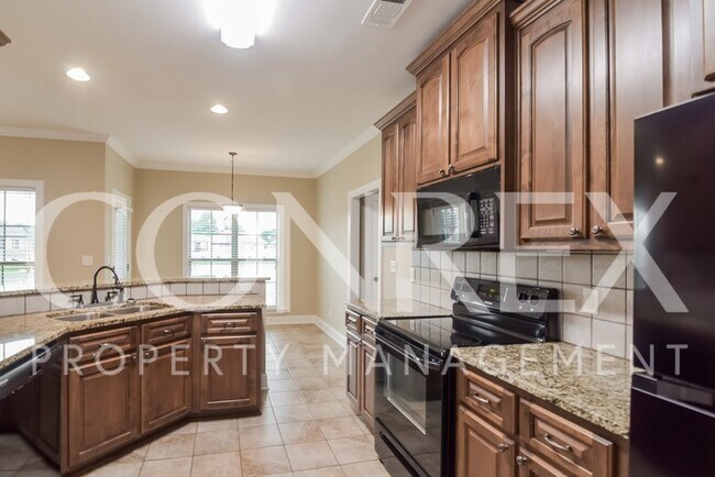 Photo - Gorgeous 4 Bedroom in Wetumpka