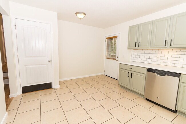 Photo - 9134 Westminister Cir Dr