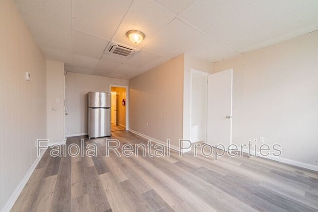 Photo - 112 N High St Unit B4