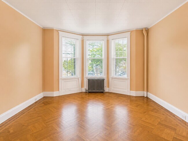 Photo - 26 W 35th St Unidad 1