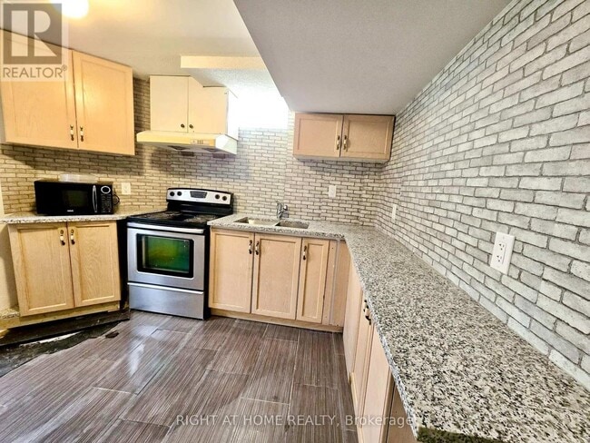 Photo - 55 Velvet Grass Ln