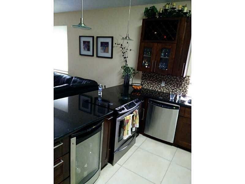 Photo - 6936 SW 39th St Unit D206