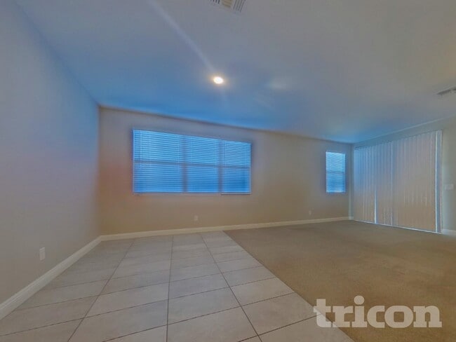 Photo - 11393 S 175th Dr House