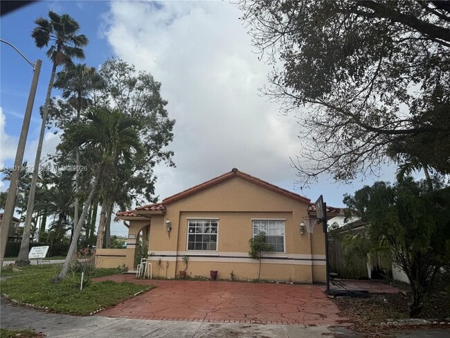 Photo - 7599 W 4th Ct