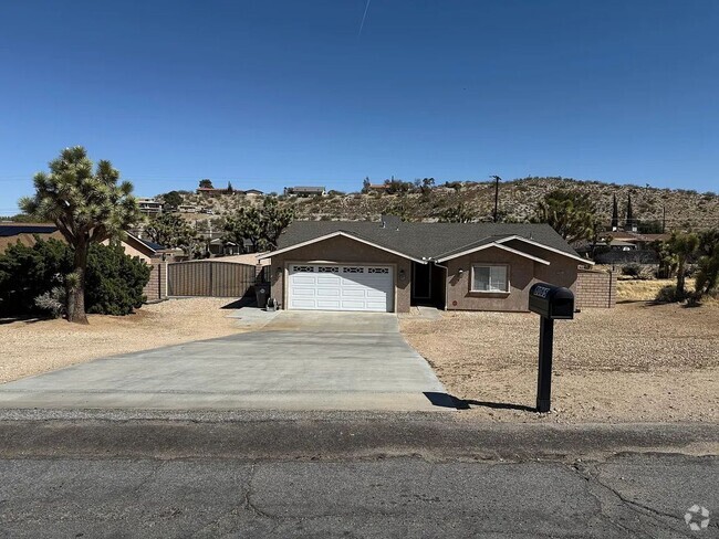 Building Photo - 8065 Barberry Ave Rental