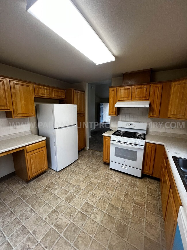 Photo - 585 Viejo Gabriel